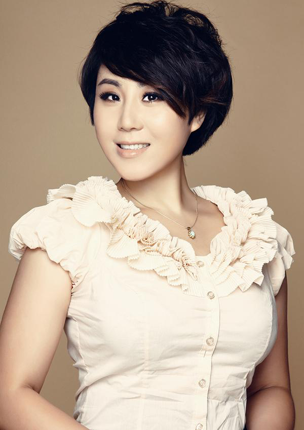 李小培:北京京剧院青年团优秀青年女花脸演员,宗裘派.