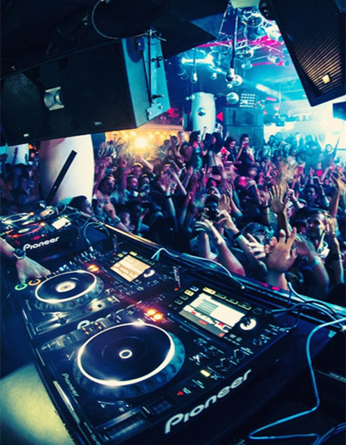 dj全球巡演上海站在线订票-上海浅水湾文化艺术中心-小剧场-中票在线